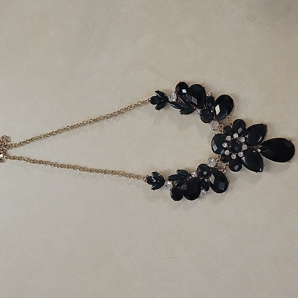 DILLARD'S Fine Costume Jewerly